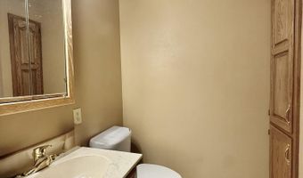 12925 Prairiewood Dr, Aberdeen, SD 57401