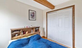 95 Center Bay Rd, Alburgh, VT 05440