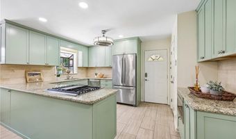 1067 Hess Dr, Avondale Estates, GA 30002