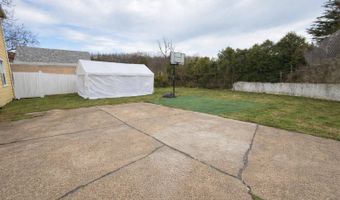 41 Rockland Ave, Staten Island, NY 10306