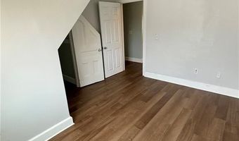 1536 Cranston St 3, Cranston, RI 02920