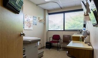 360 Kingstown Rd 202, Narragansett, RI 02882
