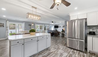 165 Georgetown Dr, Barnstead, NH 03225