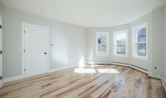 25 Edison Grn 2, Boston, MA 02125