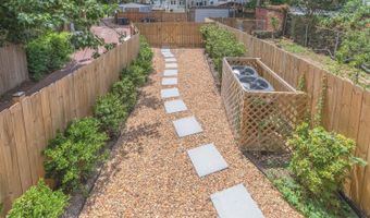 424 TAYLOR St NW 1, Washington, DC 20011