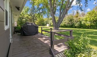 5730 W SANDRA Dr, Appleton, WI 54913