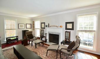 6153 SUMMER PARK Ln, Alexandria, VA 22315