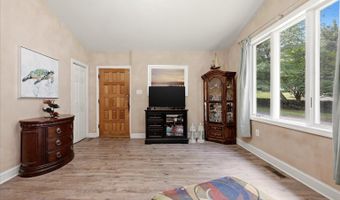 3534 WOODBURN Rd, Annandale, VA 22003