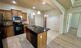 3202 Stoneway Ave, Bentonville, AR 72712