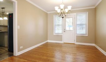 1222 E Kensington Rd, Arlington Heights, IL 60004