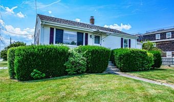 117 Wolcott Ave, Middletown, RI 02842