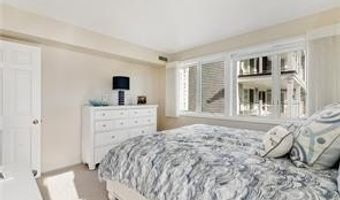 31 Coddinton Wharf 8, Newport, RI 02840