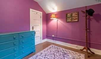 303 E Main St, Abingdon, VA 24210