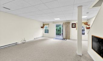 9 COURTNEY REA Cir, Reading, PA 19606