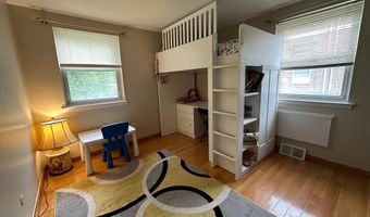 9211 ASHTON Rd, Philadelphia, PA 19114