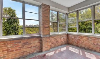 4028 Ledgewood Dr, Cincinnati, OH 45229