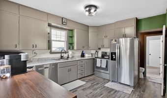 620 8th Ave E, Alexandria, MN 56308