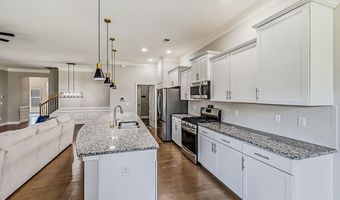 893 Deepwood Ct, Boiling Springs, SC 29316