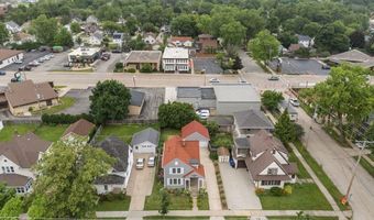 518 E SUMMER St, Appleton, WI 54911