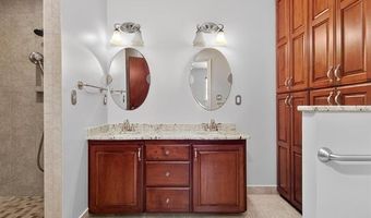 1435 Lariat Dr, Bartlesville, OK 74006