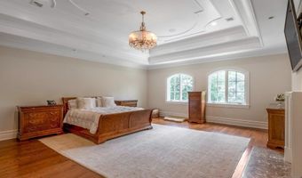 27 Marie Major Dr, Alpine, NJ 07620