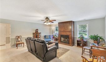 910 Chantilly Ln, Anderson, SC 29625