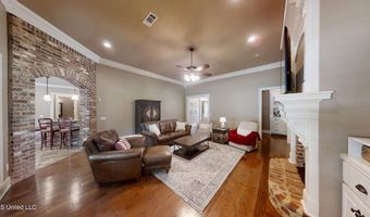 230 Eastwood Dr, Brandon, MS 39042