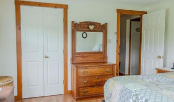 458 Bonnyvale Rd, Brattleboro, VT 05301