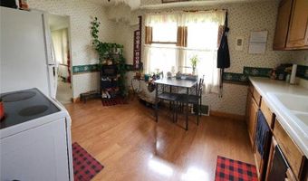 211 E 2nd St, Albert Lea, MN 56007