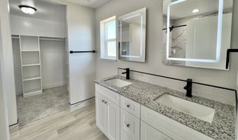 1711 Opal Dr, Elko, NV 89801