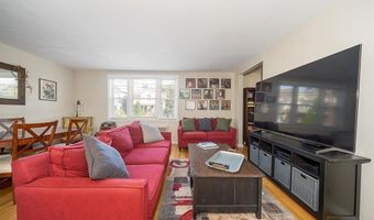 118 W 46TH St, Bayonne, NJ 07002