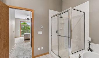 13122 Evermoor Pkwy, Apple Valley, MN 55124