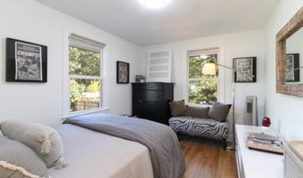 1092 W Lake Dr, Athens, GA 30606