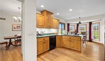 12488 Baumhart Rd, Amherst, OH 44001