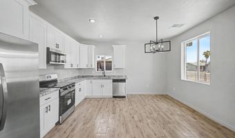 706 W 12TH St, Casa Grande, AZ 85122