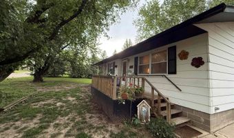 2040 Clover Dr, Akron, IA 51001