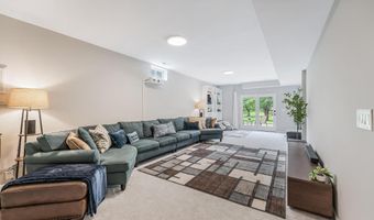 43799 ABBOTT Pl, Ashburn, VA 20147