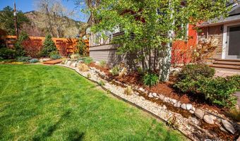 560 Iris Ave, Boulder, CO 80304