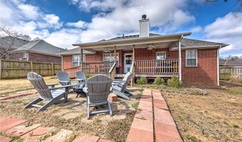 701 SW Maidstone Ave, Bentonville, AR 72712