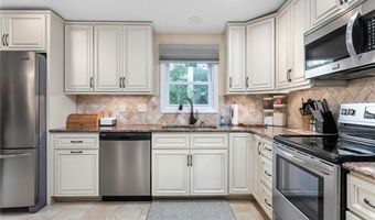 8565 Harlow Rd, Archdale, NC 27263