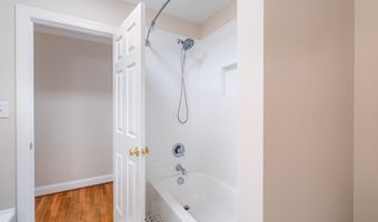 7713 Summercrest Dr, Apex, NC 27539