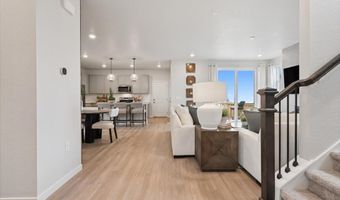 4729 N Valdai Ct, Aurora, CO 80019