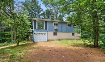 70 Meredith Ln, Barnstead, NH 03225