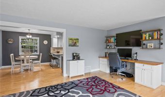 1214 S Darling Dr NW, Alexandria, MN 56308