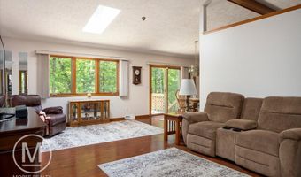 9057 Vergennes St SE, Ada, MI 49301