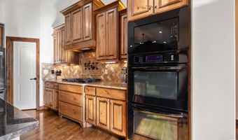 1427 E Timber Falls Ct, Andover, KS 67002