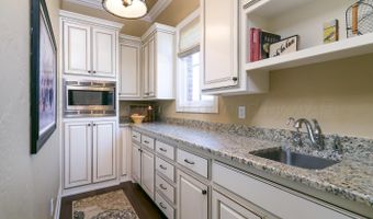 6400 GLENWOOD Dr, Amarillo, TX 79119