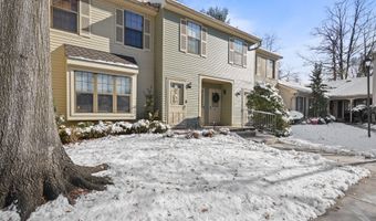 283 Gloucester Ct, Aberdeen, NJ 07747