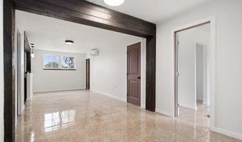 215 S 11TH St, Aransas Pass, TX 78336