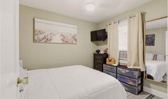 9 Bacheller St, Newport, RI 02840